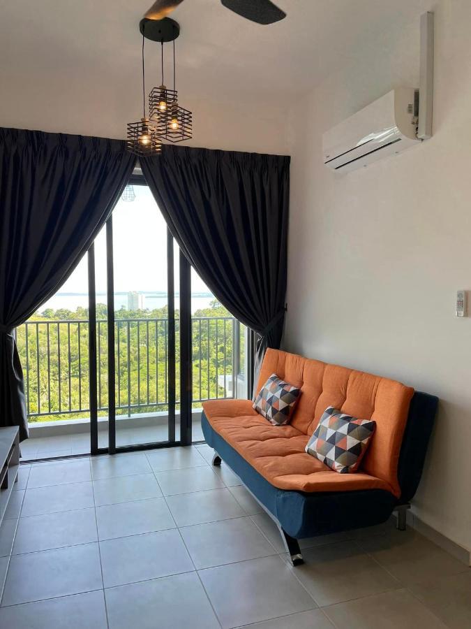 Sandakan Homestay Sea-Forest View Apartment 2R2B 海森雙景公寓 Exterior photo